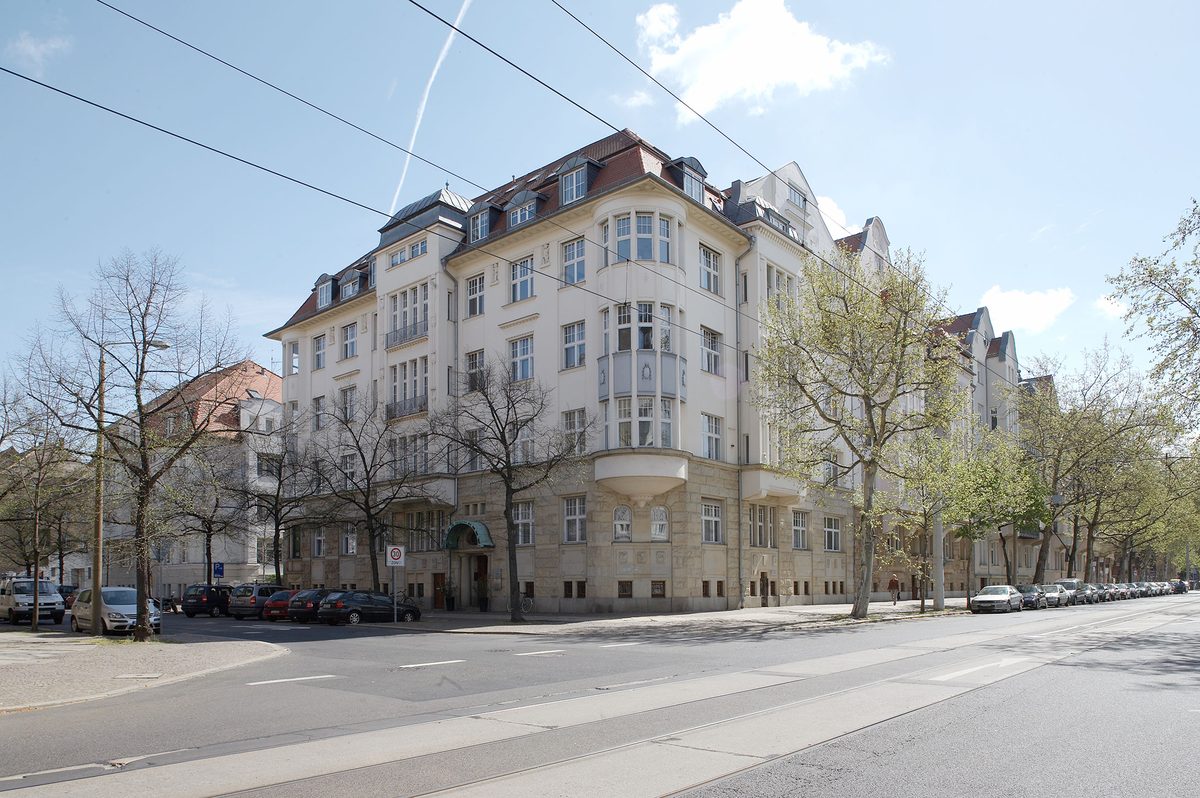 Refurbished period building from the Berlin and Potsdam residential portfolio